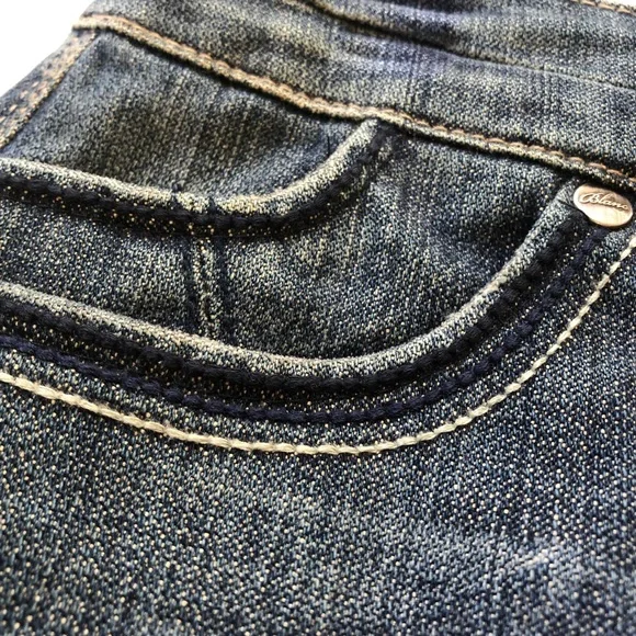 White House Black Market Blanc Denim Skirt - Picture 5 of 10